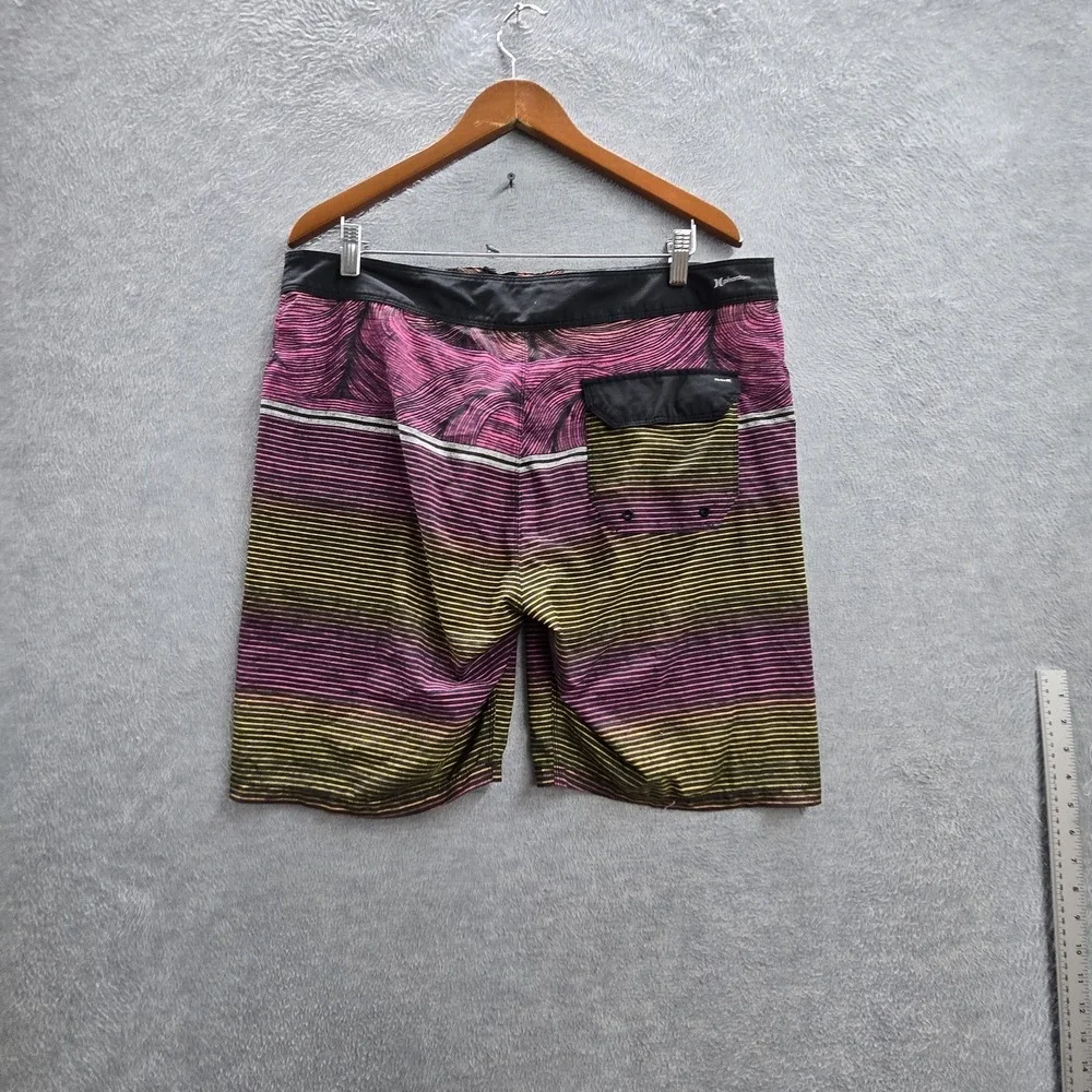 Hurley Men Shorts 33 Multicolor Swimwear Striped Board Shorts Button 8